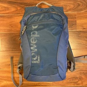 Lowepro Photo Hatchback 16L AW Backpack, blue